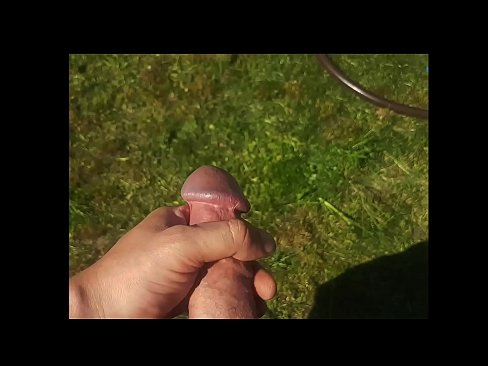 ❤️ Hot hottie si fa scopare la figa rosa e sborra con uno squirt in un giardino estivo ️ Pornoal it.vlad-massage-salon.ru ️❤